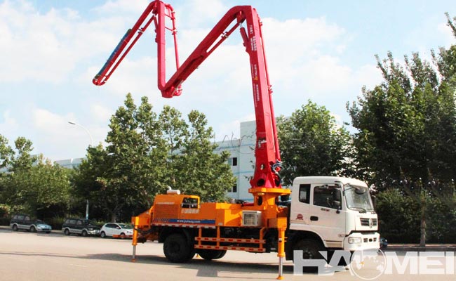 small concrete pump truck