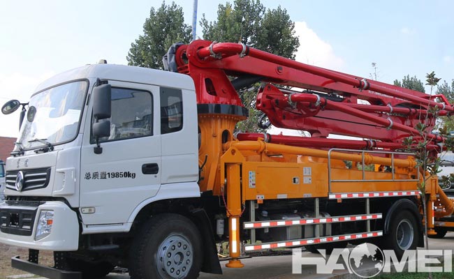 32 meter concrete pump truck